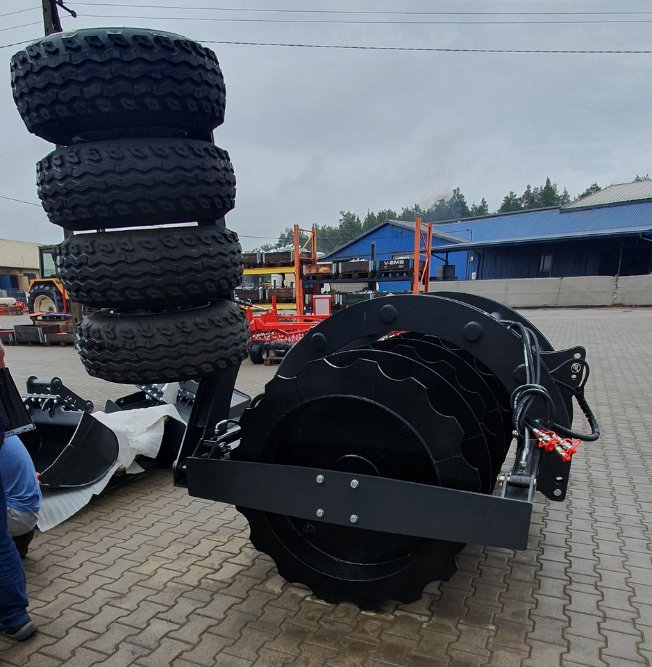 METAL-TECHNIK Wał Pryzmowy MT2 z dociskiem - Каток польовий: фото 5 METAL-TECHNIK Wał Pryzmowy MT2 z dociskiem - Каток польовий: фото 5