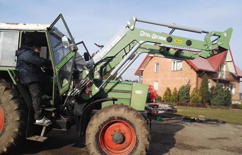 Metal-Technik FENDT 311 - Фронтальний навантажувач для трактора: фото 4 Metal-Technik FENDT 311 - Фронтальний навантажувач для трактора: фото 4