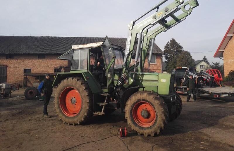 Metal-Technik FENDT 311 - Фронтальний навантажувач для трактора: фото 2 Metal-Technik FENDT 311 - Фронтальний навантажувач для трактора: фото 2