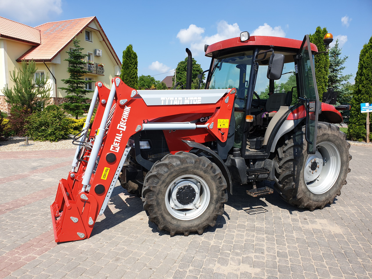 Metal-Technik Ładowacz czołowy do CASE FARMALL - Фронтальний навантажувач для трактора в категорії Трактори: фото 3 Metal-Technik Ładowacz czołowy do CASE FARMALL - Фронтальний навантажувач для трактора в категорії Трактори: фото 3