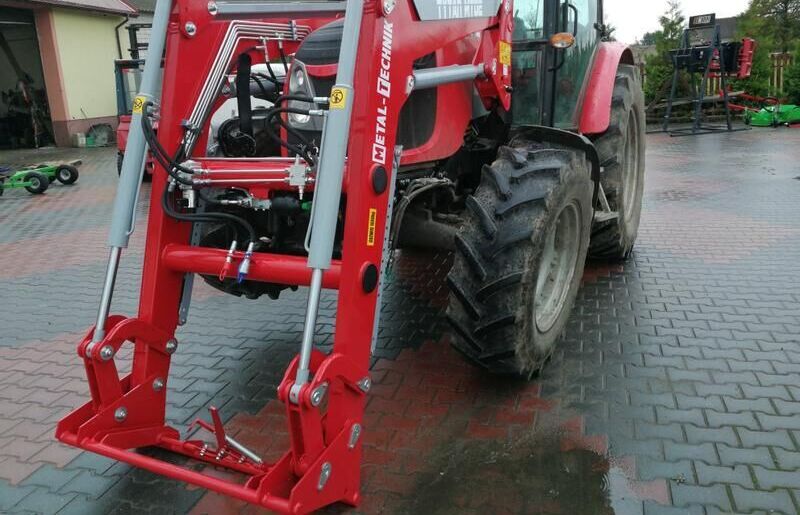 Metal-Technik MASSEY FERGUSON 3080 - Фронтальний навантажувач для трактора: фото 2 Metal-Technik MASSEY FERGUSON 3080 - Фронтальний навантажувач для трактора: фото 2