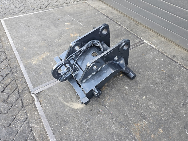 Verachtert snelwissel cw45 breedt hydraulische snelwissel cw45 breedt - Зчіпний пристрій в категорії Будівельна техніка: фото 2 Verachtert snelwissel cw45 breedt hydraulische snelwissel cw45 breedt - Зчіпний пристрій в категорії Будівельна техніка: фото 2