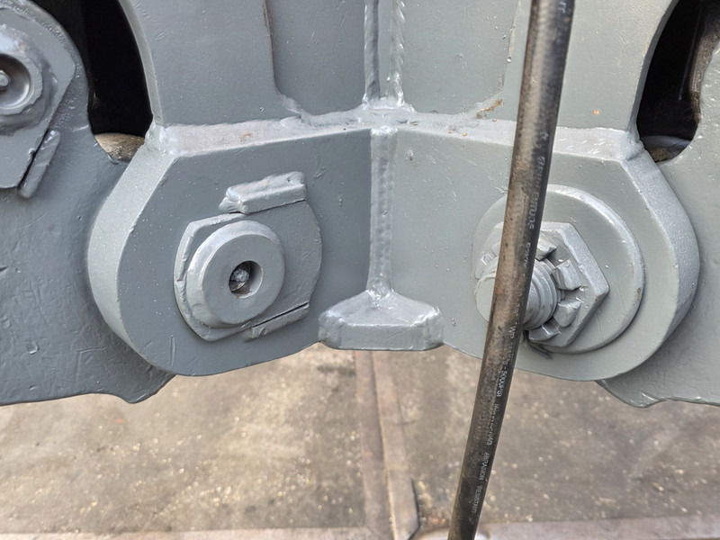 Atlaws e732 600l scrap grab orange peel grapple atlas mh - Грейфер в категорії Будівельна техніка: фото 5 Atlaws e732 600l scrap grab orange peel grapple atlas mh - Грейфер в категорії Будівельна техніка: фото 5