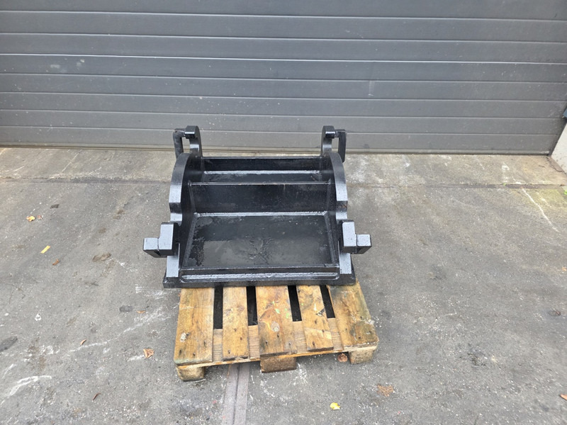 Kopplaat cw45 breedt adaptor plate verachtert cw 45 - Зчіпний пристрій в категорії Будівельна техніка: фото 1 Kopplaat cw45 breedt adaptor plate verachtert cw 45 - Зчіпний пристрій в категорії Будівельна техніка: фото 1