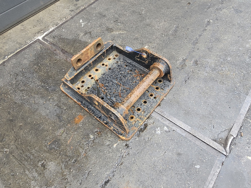 Kopplaat lehnhof cat patroon hammer plate lehnhof cat verachtert - Зчіпний пристрій в категорії Будівельна техніка: фото 1 Kopplaat lehnhof cat patroon hammer plate lehnhof cat verachtert - Зчіпний пристрій в категорії Будівельна техніка: фото 1