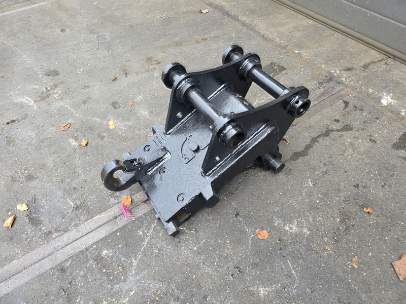 Snelwissel cw 10 mechanisch coupler verachtert cw 10 snelwissel - Зчіпний пристрій в категорії Будівельна техніка: фото 2 Snelwissel cw 10 mechanisch coupler verachtert cw 10 snelwissel - Зчіпний пристрій в категорії Будівельна техніка: фото 2