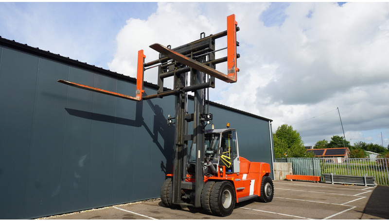 Kalmar DCE150-12 15T FORKLIFT - Будівельна техніка: фото 2 Kalmar DCE150-12 15T FORKLIFT - Будівельна техніка: фото 2