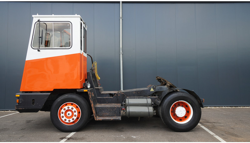 Terberg YT SL 1020 - Будівельна техніка: фото 1 Terberg YT SL 1020 - Будівельна техніка: фото 1