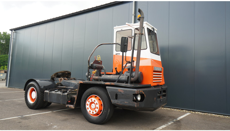 Terberg YT SL 1020 - Будівельна техніка: фото 4 Terberg YT SL 1020 - Будівельна техніка: фото 4