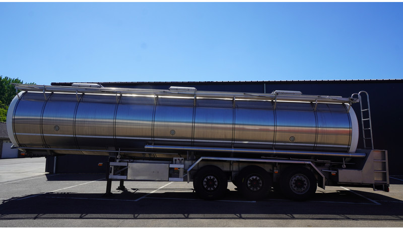 Burg 3 AXLE FOOD TRAILER 38.000 LTR - Напівпричіп цистерна: фото 1 Burg 3 AXLE FOOD TRAILER 38.000 LTR - Напівпричіп цистерна: фото 1