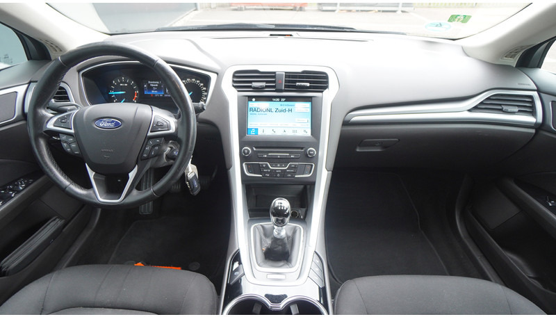 Ford Mondeo 1.5 TDCi Trend Lease Edition - Мікроавтобус, Пасажирський фургон: фото 5 Ford Mondeo 1.5 TDCi Trend Lease Edition - Мікроавтобус, Пасажирський фургон: фото 5