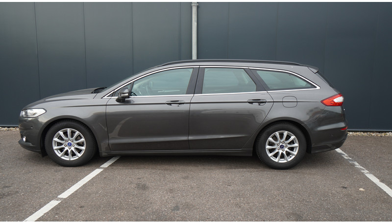 Ford Mondeo WAGON 1.5 TDCi TREND LEASE EDITION - Мікроавтобус, Пасажирський фургон: фото 1 Ford Mondeo WAGON 1.5 TDCi TREND LEASE EDITION - Мікроавтобус, Пасажирський фургон: фото 1
