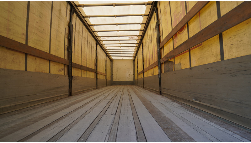Groenewegen 3 AXLE CURTAINSIDE TRAILER WITH ALUMINIUM SIDE BOARDS - Тентований напівпричіп: фото 4 Groenewegen 3 AXLE CURTAINSIDE TRAILER WITH ALUMINIUM SIDE BOARDS - Тентований напівпричіп: фото 4