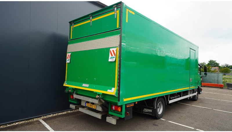 MAN TGL12.180 4X2 CLOSED BOX - Вантажівка з закритим кузовом: фото 4 MAN TGL12.180 4X2 CLOSED BOX - Вантажівка з закритим кузовом: фото 4