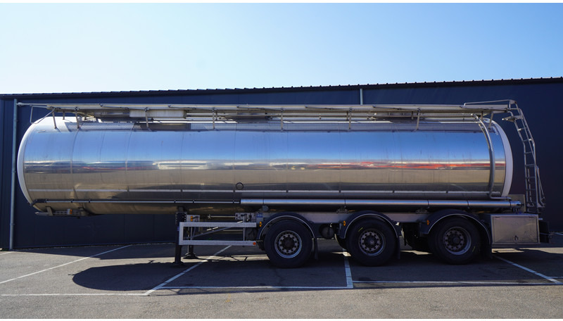Magyar 3 AXLE FOOD TANK TRAILER 41.410LTR - Напівпричіп цистерна: фото 1 Magyar 3 AXLE FOOD TANK TRAILER 41.410LTR - Напівпричіп цистерна: фото 1