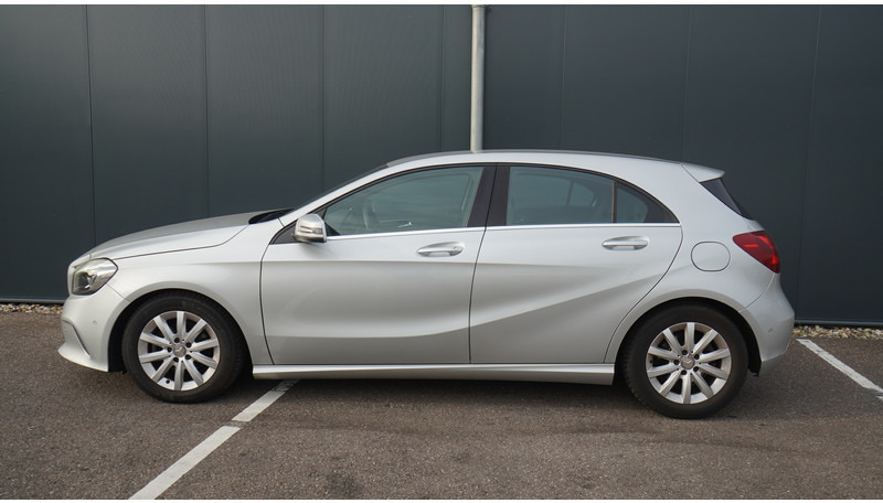 Mercedes-Benz A180d EURO6 - Мікроавтобус, Пасажирський фургон: фото 1 Mercedes-Benz A180d EURO6 - Мікроавтобус, Пасажирський фургон: фото 1