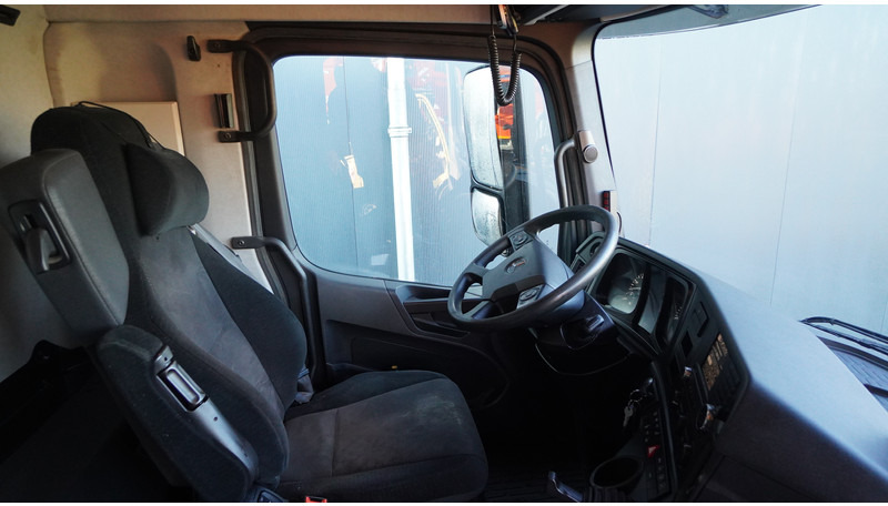 Mercedes-Benz AROCS 3542 8X4 2 SIDE TIPPER WITH HMF Z 1943 CRANE 407.000KM - Вантажівка з маніпулятором: фото 5 Mercedes-Benz AROCS 3542 8X4 2 SIDE TIPPER WITH HMF Z 1943 CRANE 407.000KM - Вантажівка з маніпулятором: фото 5