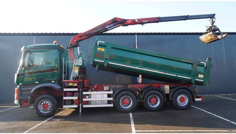 Mercedes-Benz AROCS 3542 8X4 2 SIDE TIPPER WITH HMF Z 1943 CRANE 407.000KM - Вантажівка з маніпулятором: фото 1 Mercedes-Benz AROCS 3542 8X4 2 SIDE TIPPER WITH HMF Z 1943 CRANE 407.000KM - Вантажівка з маніпулятором: фото 1