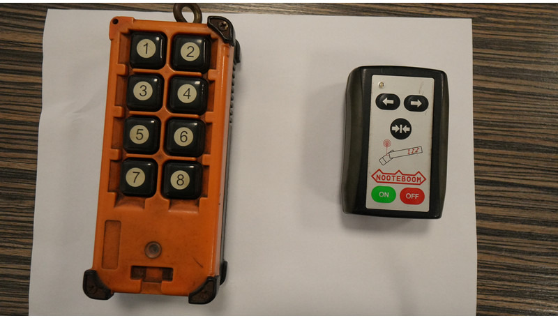 Nooteboom 3 AXLE SEMI LOW LOADER 670CM EXTENDABLE - Низькорамна платформа напівпричіп: фото 5 Nooteboom 3 AXLE SEMI LOW LOADER 670CM EXTENDABLE - Низькорамна платформа напівпричіп: фото 5