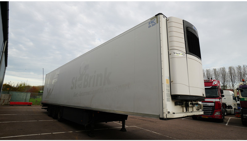 Schmitz Cargobull 3 AXLE FRIGO TRAILER WITH CARRIER VECTOR - Рефрижератор напівпричіп: фото 3 Schmitz Cargobull 3 AXLE FRIGO TRAILER WITH CARRIER VECTOR - Рефрижератор напівпричіп: фото 3