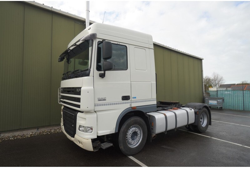 DAF XF 105.460 FT SPACECAB RETARDER PTO - Тягач: фото 3 DAF XF 105.460 FT SPACECAB RETARDER PTO - Тягач: фото 3