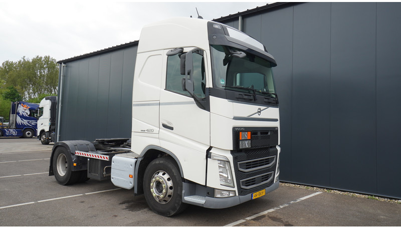 Volvo FH 420 ADR GLOBETROTTER EURO 6 769.000KM COMPRESSOR - Тягач: фото 4 Volvo FH 420 ADR GLOBETROTTER EURO 6 769.000KM COMPRESSOR - Тягач: фото 4
