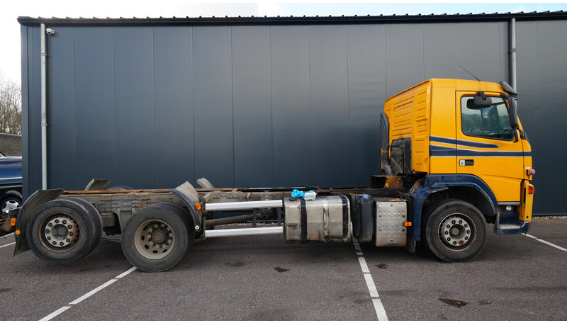 Volvo FM9 340 6X2 CHASSIS EURO 5 480000KM - Вантажівка шасі: фото 2 Volvo FM9 340 6X2 CHASSIS EURO 5 480000KM - Вантажівка шасі: фото 2