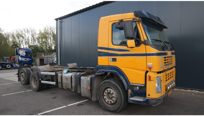 Volvo FM9 340 6X2 CHASSIS EURO 5 480000KM - Вантажівка шасі: фото 4 Volvo FM9 340 6X2 CHASSIS EURO 5 480000KM - Вантажівка шасі: фото 4