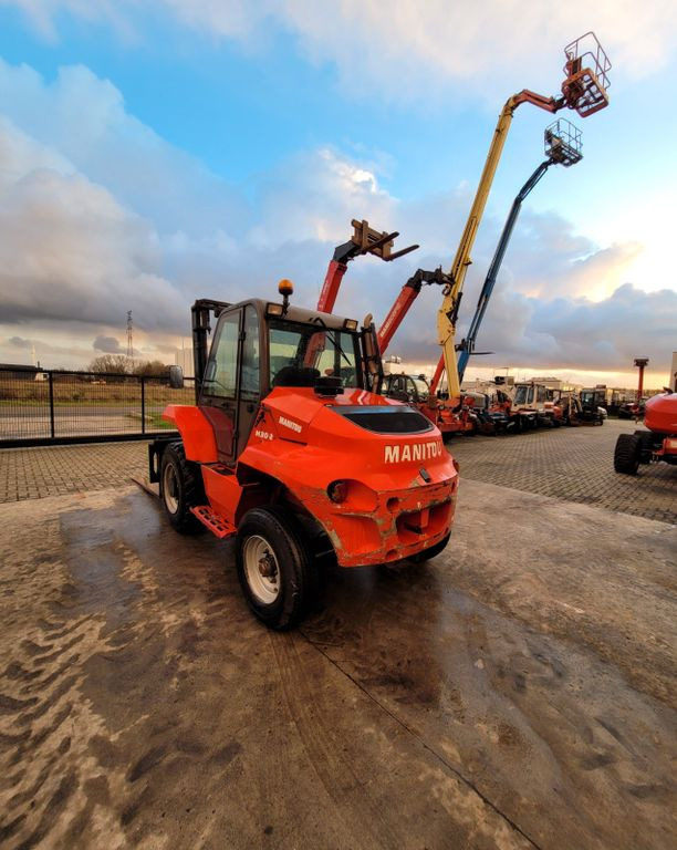 Manitou M30-2 - Дизельний навантажувач: фото 3 Manitou M30-2 - Дизельний навантажувач: фото 3