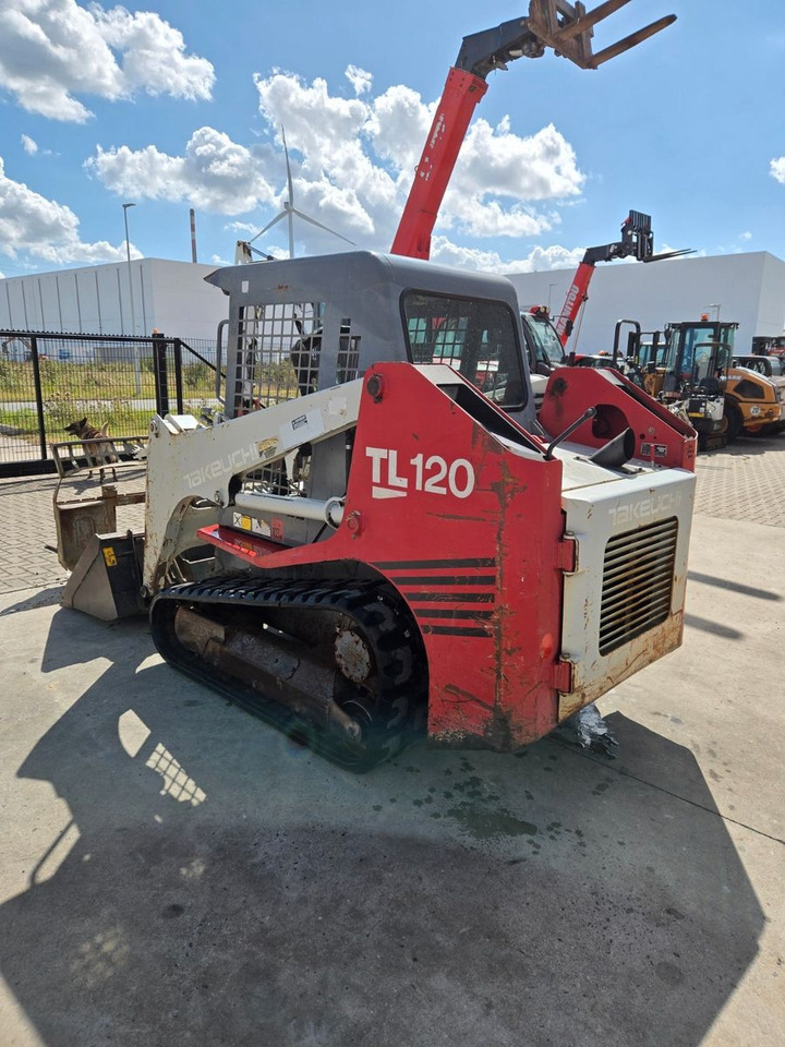 Takeuchi TL120 - Колісний навантажувач: фото 3 Takeuchi TL120 - Колісний навантажувач: фото 3