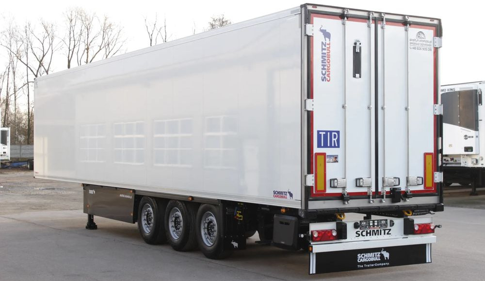 Schmitz Cargobull FP 60 V7 Thermo King SLXi 300 / JAK NOWA / ŚCIANA 7 CM / - Рефрижератор напівпричіп: фото 2 Schmitz Cargobull FP 60 V7 Thermo King SLXi 300 / JAK NOWA / ŚCIANA 7 CM / - Рефрижератор напівпричіп: фото 2