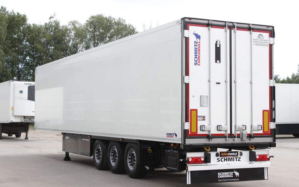 Schmitz Cargobull FP 60 V7 Thermo King SLXi 300 / JAK NOWA / ŚCIANA 7 CM / - Рефрижератор напівпричіп: фото 2 Schmitz Cargobull FP 60 V7 Thermo King SLXi 300 / JAK NOWA / ŚCIANA 7 CM / - Рефрижератор напівпричіп: фото 2