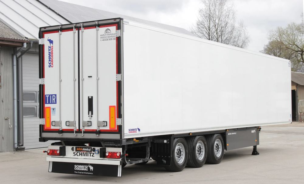 Schmitz Cargobull / Thermo King SLXe 300 / FP 60 / 7 cm Ściana / SUPER STAN / - Рефрижератор напівпричіп: фото 2 Schmitz Cargobull / Thermo King SLXe 300 / FP 60 / 7 cm Ściana / SUPER STAN / - Рефрижератор напівпричіп: фото 2