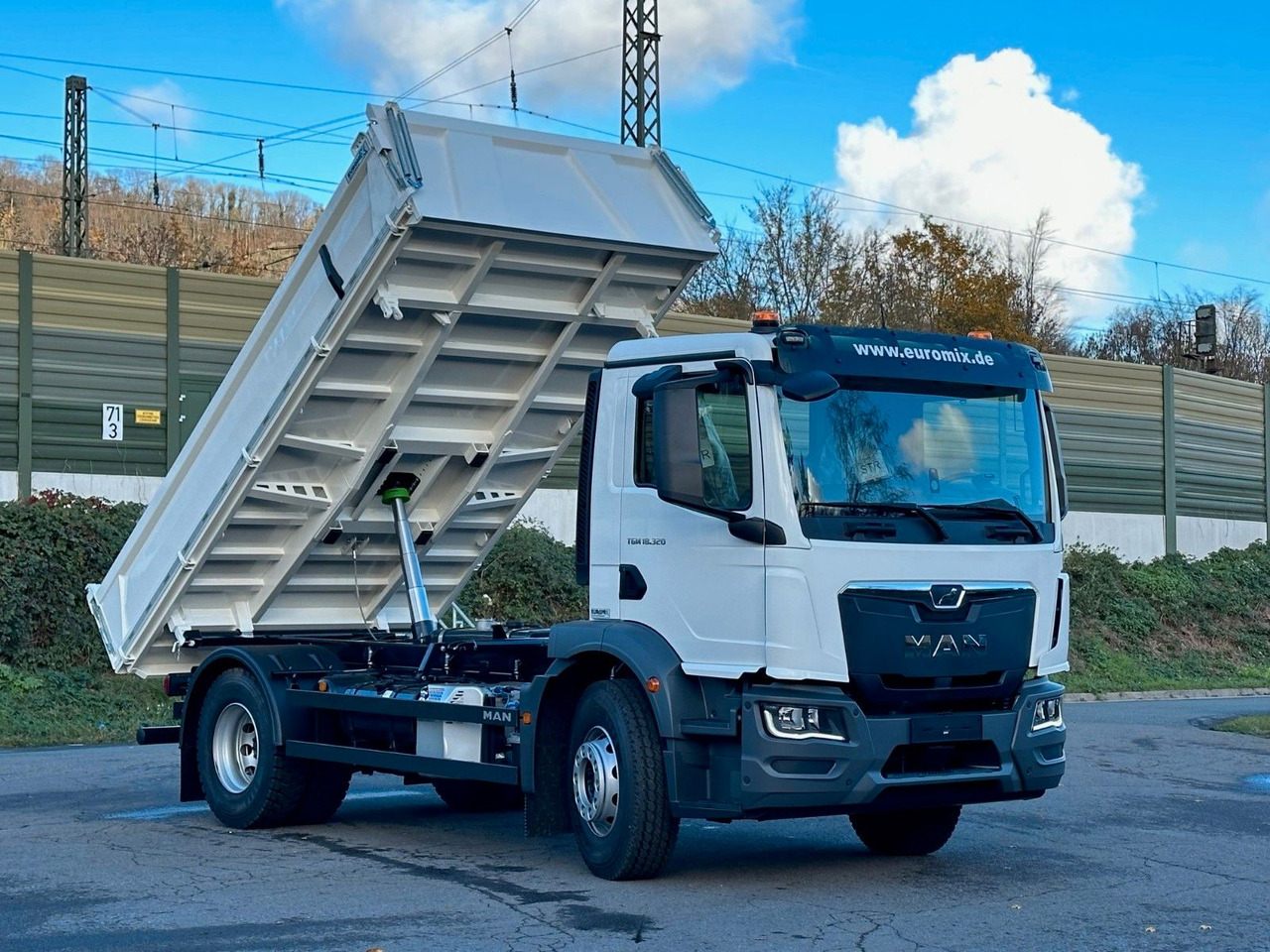 MAN TGM 18.320 4X2 / Euro 6e 3-Seiten-Kipper - Самоскид вантажівка: фото 3 MAN TGM 18.320 4X2 / Euro 6e 3-Seiten-Kipper - Самоскид вантажівка: фото 3