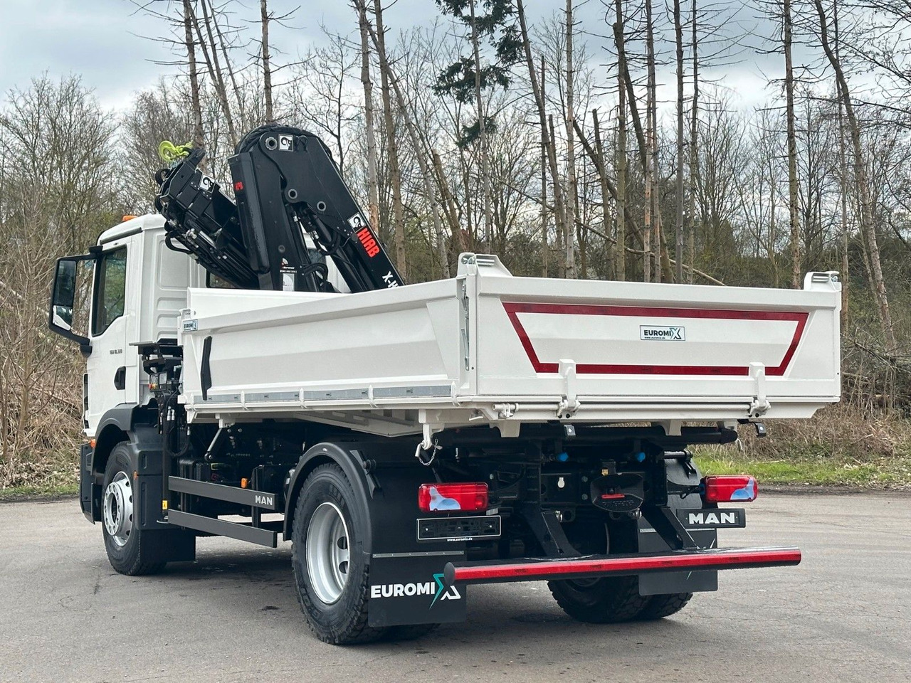 MAN TGM 18.320 4x2 Euro6e Hiab X-HiDuo 138DS-3 - Самоскид вантажівка, Вантажівка з маніпулятором: фото 4 MAN TGM 18.320 4x2 Euro6e Hiab X-HiDuo 138DS-3 - Самоскид вантажівка, Вантажівка з маніпулятором: фото 4