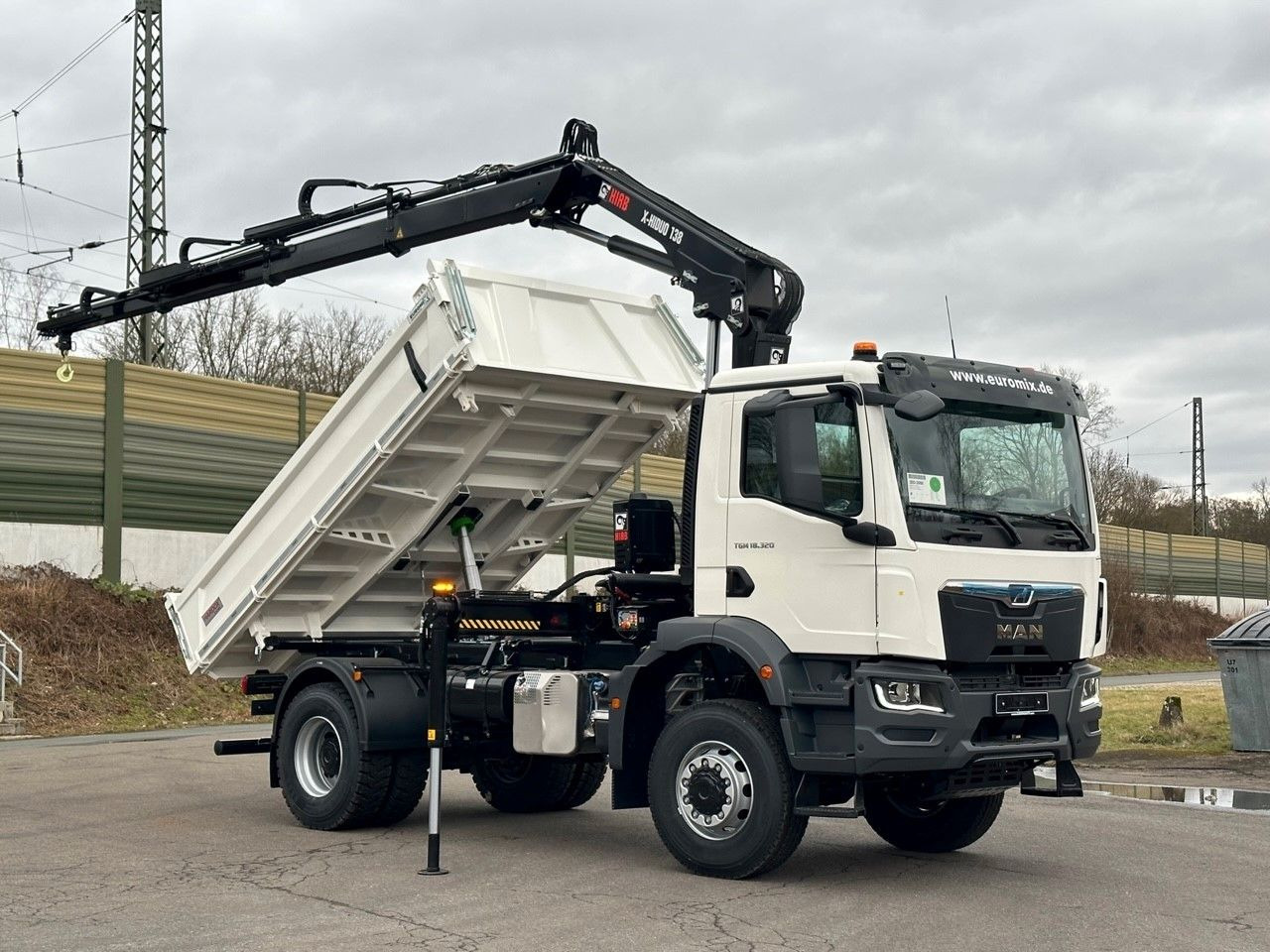 MAN TGM 18.320 4x4 Euro6e Hiab X-HiDuo 138DS-3 - Самоскид вантажівка, Вантажівка з маніпулятором: фото 2 MAN TGM 18.320 4x4 Euro6e Hiab X-HiDuo 138DS-3 - Самоскид вантажівка, Вантажівка з маніпулятором: фото 2
