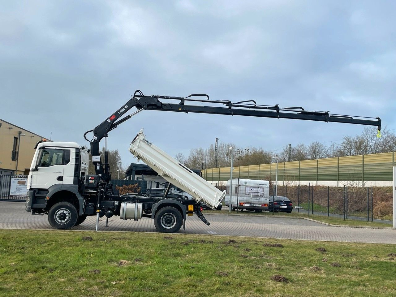 MAN TGS 18.400 TG3 4x4 Euro6e Hiab X-HiDuo 138DS-4 - Самоскид вантажівка, Вантажівка з маніпулятором: фото 2 MAN TGS 18.400 TG3 4x4 Euro6e Hiab X-HiDuo 138DS-4 - Самоскид вантажівка, Вантажівка з маніпулятором: фото 2