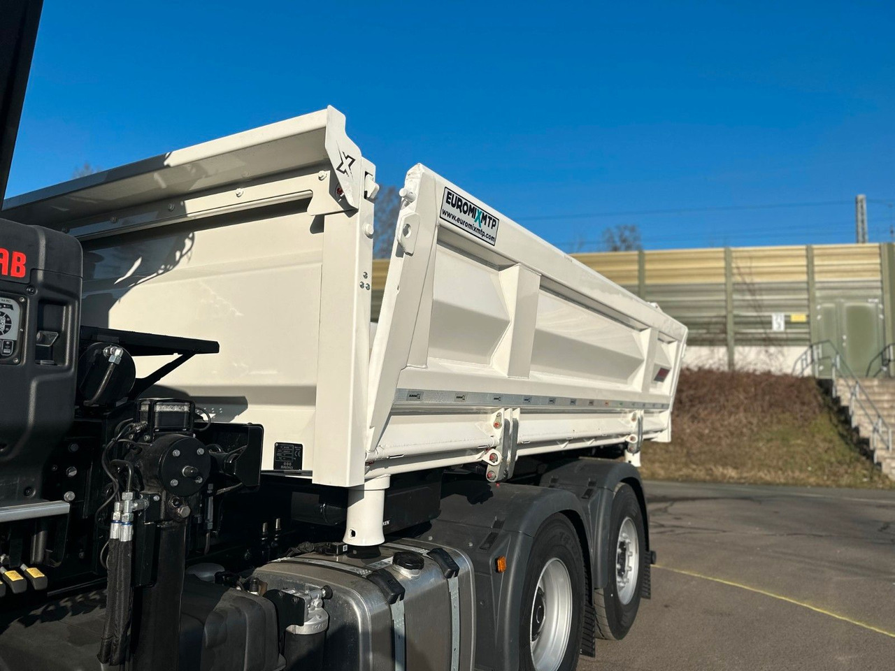 MAN TGS 28.440 6x4-4 / 3-Seiten- Kipper EuromixMTP - Самоскид вантажівка: фото 3 MAN TGS 28.440 6x4-4 / 3-Seiten- Kipper EuromixMTP - Самоскид вантажівка: фото 3