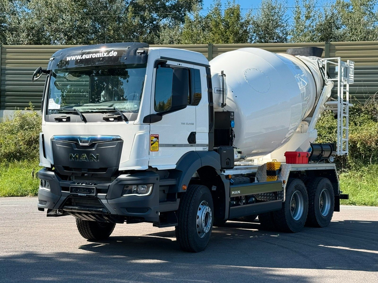 MAN TGS 33.440 / 6X4 Euro6e Euromix MTP EM 7 L - Автобетонозмішувач: фото 1 MAN TGS 33.440 / 6X4 Euro6e Euromix MTP EM 7 L - Автобетонозмішувач: фото 1