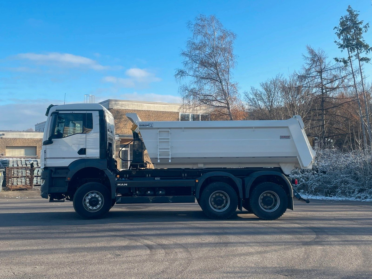 MAN TGS 33.440 6x6 /Euro6e Mulden-Kipper EuromixMTP - Самоскид вантажівка: фото 4 MAN TGS 33.440 6x6 /Euro6e Mulden-Kipper EuromixMTP - Самоскид вантажівка: фото 4