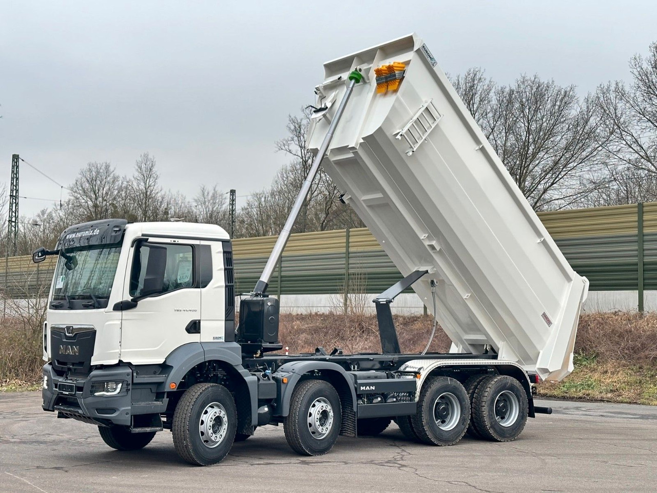 MAN TGS 41.400 8x4 / EUROMIX MTP 20m³/ EURO 5 - Самоскид вантажівка: фото 1 MAN TGS 41.400 8x4 / EUROMIX MTP 20m³/ EURO 5 - Самоскид вантажівка: фото 1