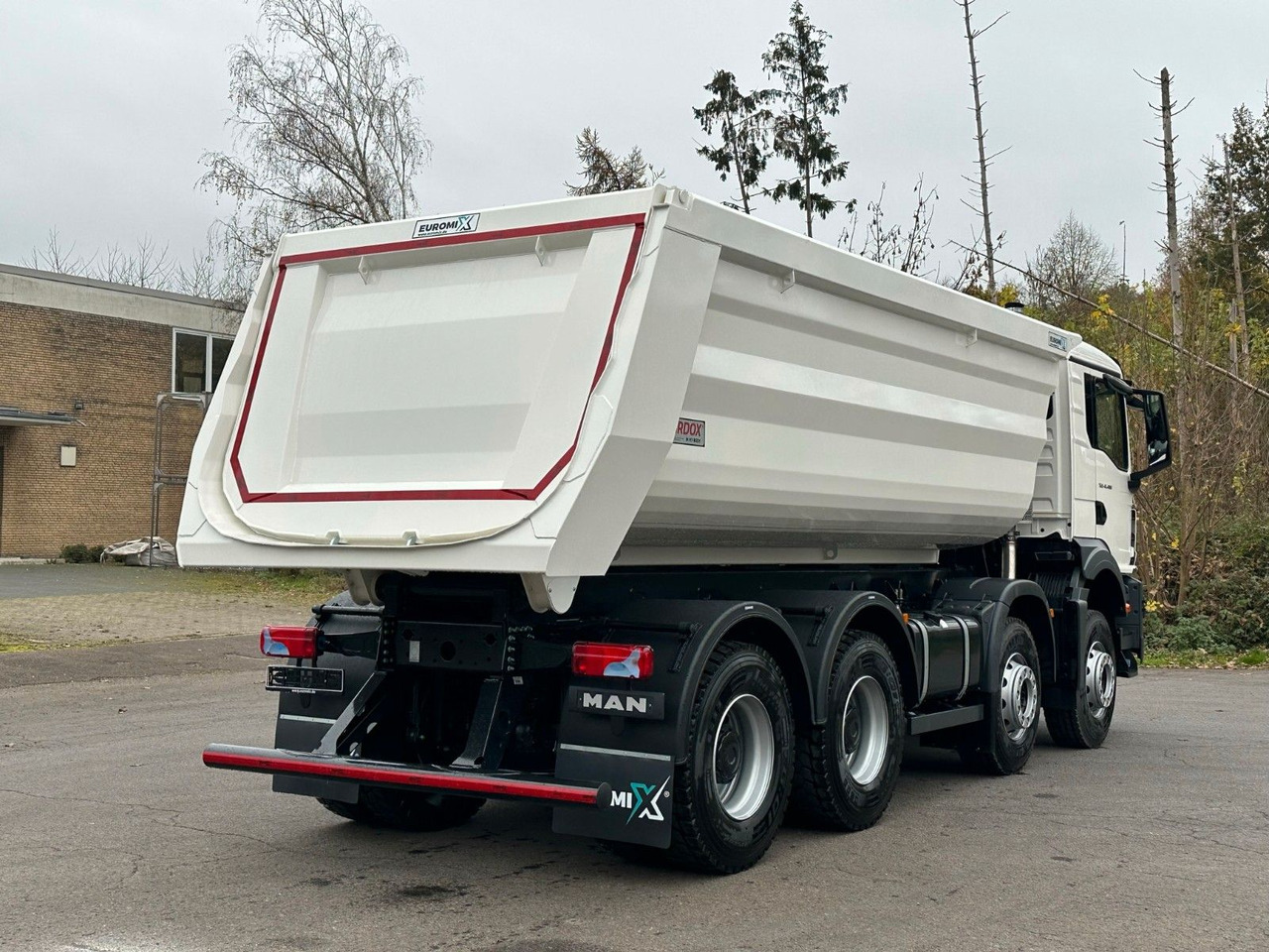 MAN TGS 41.400 8x4 / EUROMIX MTP 20m³/ EURO2 Kipper - Самоскид вантажівка: фото 4 MAN TGS 41.400 8x4 / EUROMIX MTP 20m³/ EURO2 Kipper - Самоскид вантажівка: фото 4
