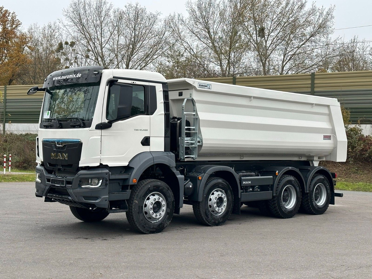 MAN TGS 41.400 8x4 / EUROMIX MTP 20m³/ EURO2 Kipper - Самоскид вантажівка: фото 1 MAN TGS 41.400 8x4 / EUROMIX MTP 20m³/ EURO2 Kipper - Самоскид вантажівка: фото 1