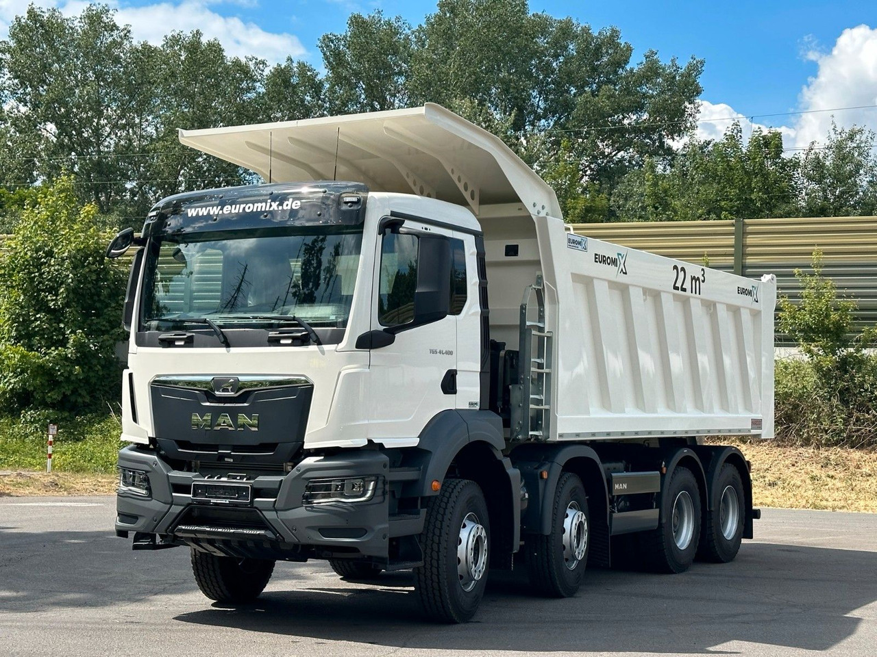 MAN TGS 41.400 8x4 / EUROMIX MTP 22m³/ Eckige Mulde - Самоскид вантажівка: фото 2 MAN TGS 41.400 8x4 / EUROMIX MTP 22m³/ Eckige Mulde - Самоскид вантажівка: фото 2