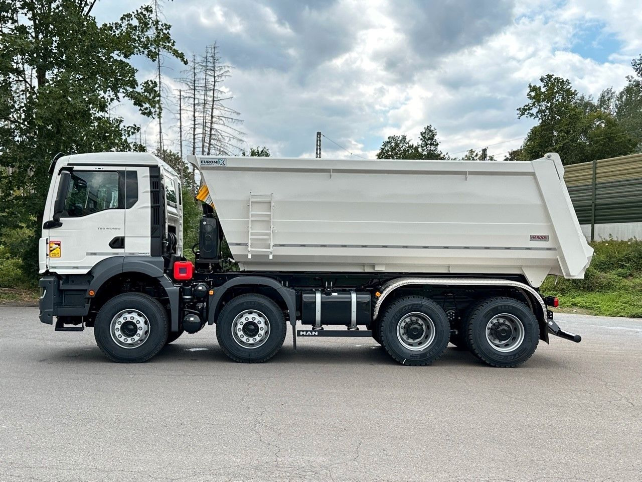 MAN TGS 41.440 8x4 EuromixMTP Mulden-Kipper - Самоскид вантажівка: фото 4 MAN TGS 41.440 8x4 EuromixMTP Mulden-Kipper - Самоскид вантажівка: фото 4