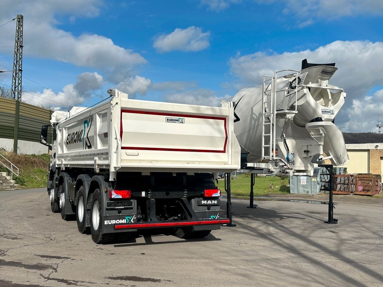 MAN TGS 41.440 8x4 WECHSELSYSTEM KIPPER+MISCHER - Самоскид вантажівка: фото 5 MAN TGS 41.440 8x4 WECHSELSYSTEM KIPPER+MISCHER - Самоскид вантажівка: фото 5