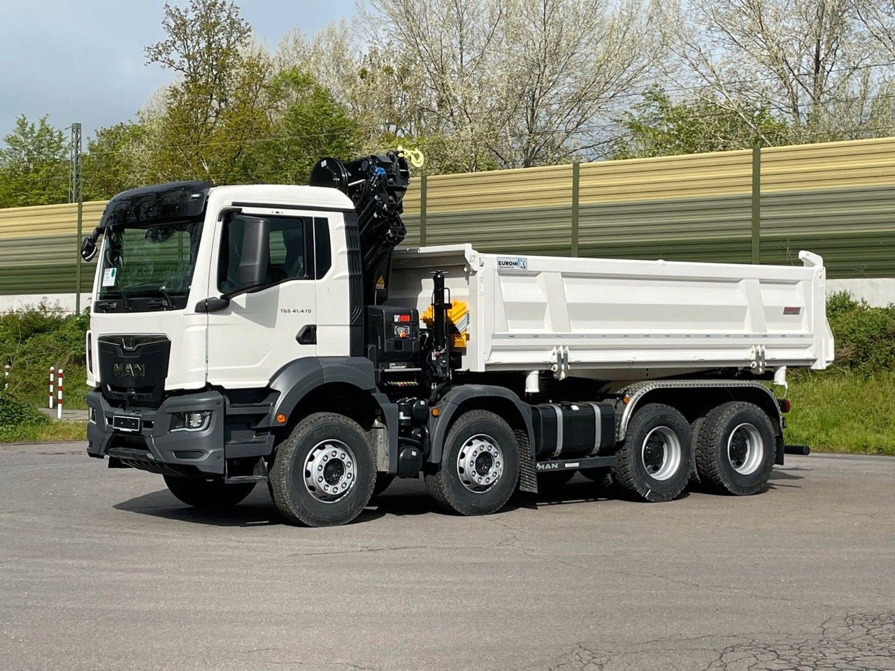 MAN TGS 41.480 8x4/Euro6e Euromix Kipper Hiab 228-6 - Самоскид вантажівка, Вантажівка з маніпулятором: фото 3 MAN TGS 41.480 8x4/Euro6e Euromix Kipper Hiab 228-6 - Самоскид вантажівка, Вантажівка з маніпулятором: фото 3