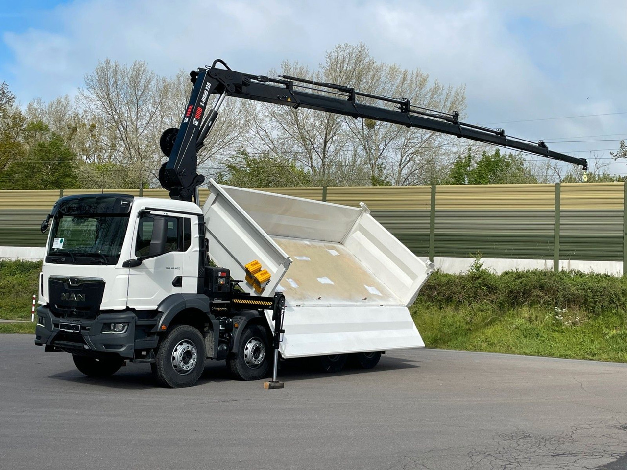 MAN TGS 41.480 8x4/Euro6e Euromix Kipper Hiab 228-6 - Самоскид вантажівка, Вантажівка з маніпулятором: фото 1 MAN TGS 41.480 8x4/Euro6e Euromix Kipper Hiab 228-6 - Самоскид вантажівка, Вантажівка з маніпулятором: фото 1