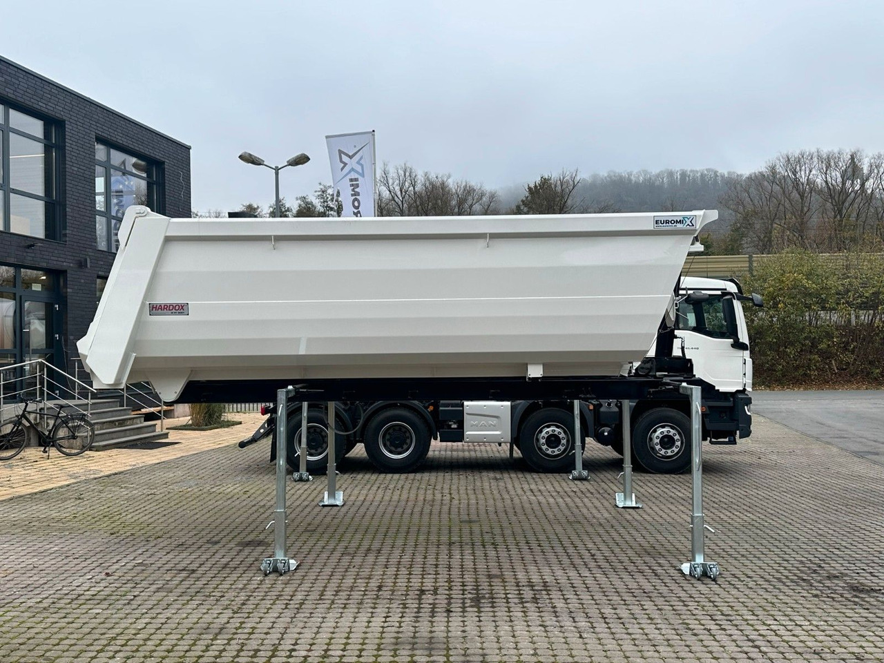 MAN TGS 41.480 8x4 WECHSELSYSTEM KIPPER+MISCHER - Автобетонозмішувач, Кузов самоскида: фото 4 MAN TGS 41.480 8x4 WECHSELSYSTEM KIPPER+MISCHER - Автобетонозмішувач, Кузов самоскида: фото 4