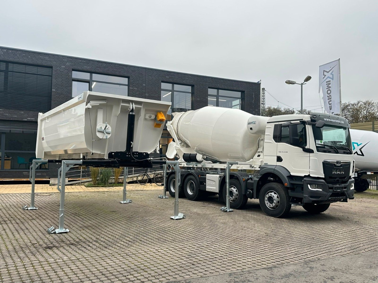 MAN TGS 41.480 8x4 WECHSELSYSTEM KIPPER+MISCHER - Автобетонозмішувач, Кузов самоскида: фото 1 MAN TGS 41.480 8x4 WECHSELSYSTEM KIPPER+MISCHER - Автобетонозмішувач, Кузов самоскида: фото 1